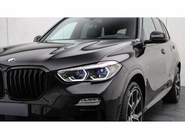 Bmw - x5 - m50i high executive - j-678-zp - 2020 - personenauto - afbeelding 38 van  40