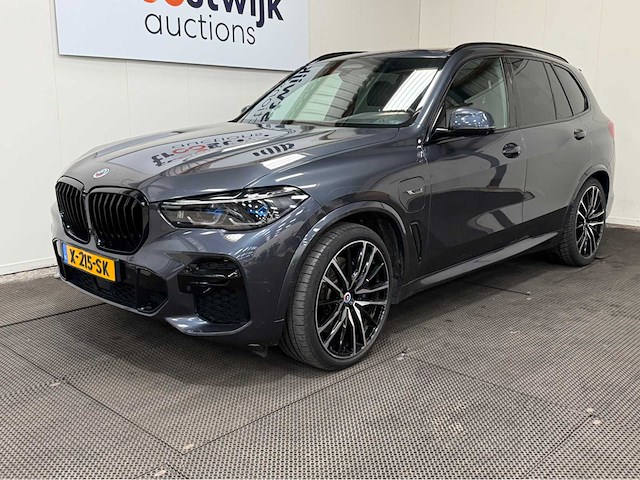 Bmw - x5 - xdrive 45 e - m sport - hybride - personenauto - 2022 - afbeelding 12 van  26