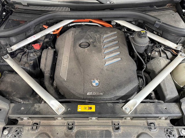 Bmw - x5 - xdrive 45 e - m sport - hybride - personenauto - 2022 - afbeelding 18 van  26