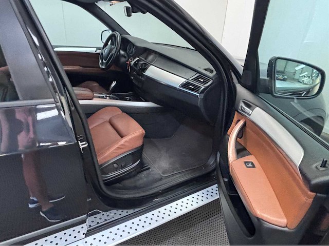 Bmw - x5 - xdrive30d high exec. - personenauto - 2008 - afbeelding 14 van  22