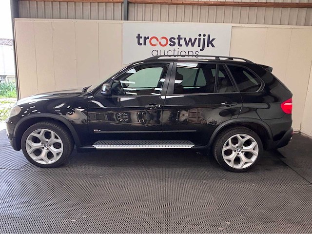 Bmw - x5 - xdrive30d high exec. - personenauto - 2008 - afbeelding 16 van  22
