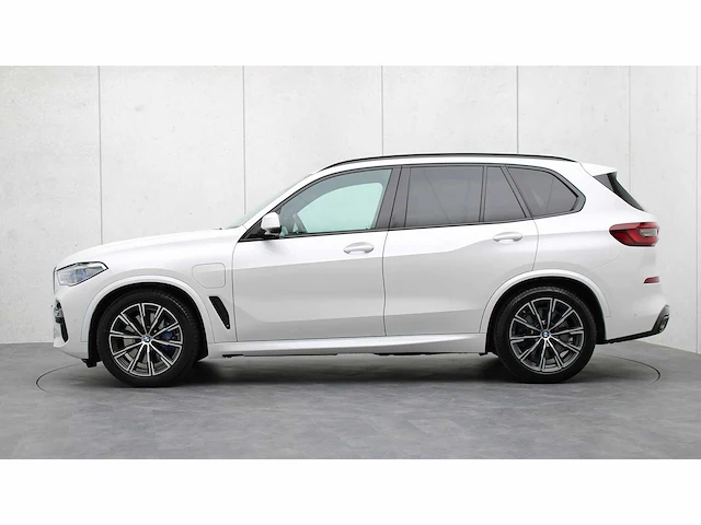 Bmw - x5 - xdrive45e high exec. - 2022 - p-620-lt - personenauto - afbeelding 12 van  25