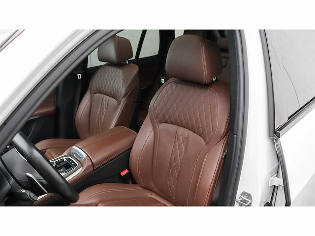 Bmw - x5 - xdrive45e high exec. - 2022 - p-620-lt - personenauto - afbeelding 25 van  25