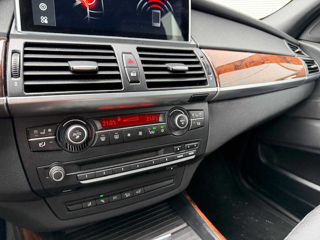 Bmw - x5 - xdrive48i - personenauto - 2009 - afbeelding 5 van  27