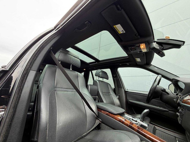 Bmw - x5 - xdrive48i - personenauto - 2009 - afbeelding 8 van  27