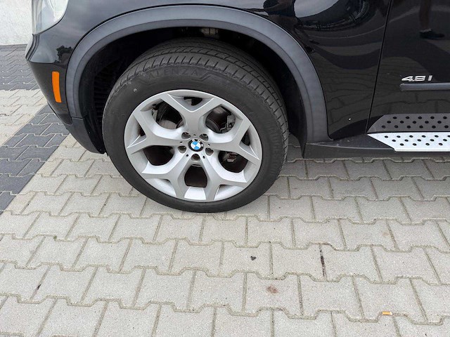 Bmw - x5 - xdrive48i - personenauto - 2009 - afbeelding 19 van  27