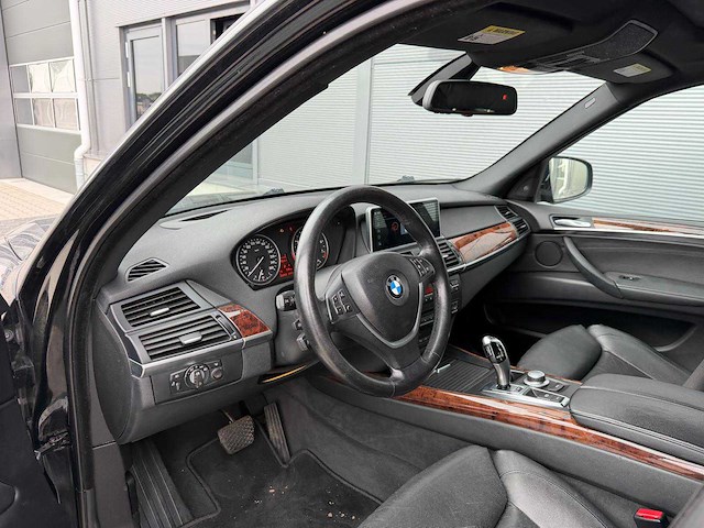 Bmw - x5 - xdrive48i - personenauto - 2009 - afbeelding 26 van  27