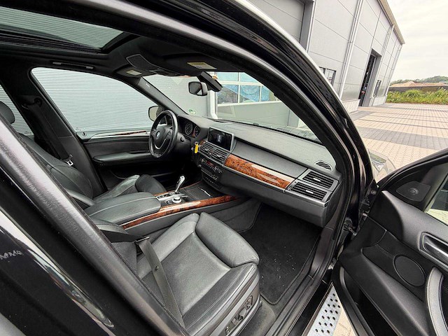 Bmw - x5 - xdrive48i - personenauto - 2009 - afbeelding 27 van  27
