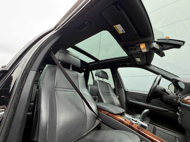 Bmw - x5 - xdrive48i - personenauto - 2009 - afbeelding 8 van  27