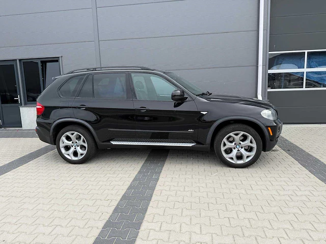 Bmw - x5 - xdrive48i - personenauto - 2009 - afbeelding 22 van  27