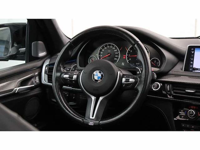 Bmw - x5 m - black fire edit. - 4.4 v8 - 2018 - s-682-hv - personenauto - afbeelding 2 van  31