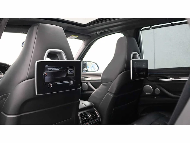 Bmw - x5 m - black fire edit. - 4.4 v8 - 2018 - s-682-hv - personenauto - afbeelding 8 van  31
