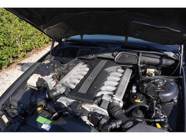 Bmw - x5m - v8 - rt-629-t - 2016 - afbeelding 4 van  18