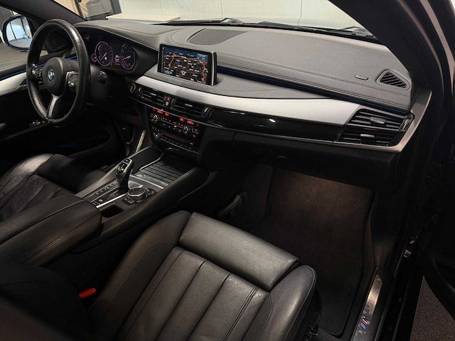 Bmw - x6 - xdrive35i high ex. - kz-069-d - 2017 iaw - afbeelding 18 van  28
