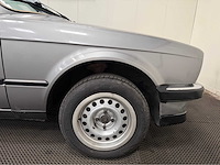 Bmw- 318i - 3-serie - oldtimer - 1986 - afbeelding 18 van  29