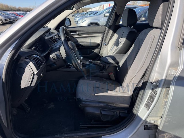 Bmw 1 hatch (f20) 116 d, 2012 - afbeelding 31 van  32