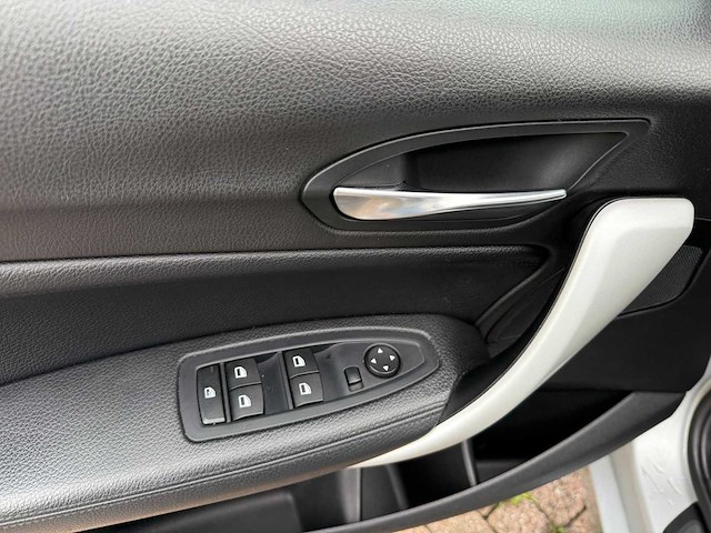 Bmw 1-serie 114i business+ , 90-zkr-1 - afbeelding 10 van  25