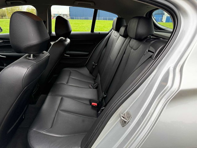 Bmw 1-serie 114i business+ , 90-zkr-1 - afbeelding 22 van  25