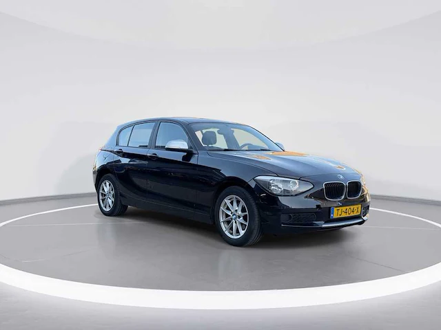 Bmw 1 serie 114i business | tj-404-x - afbeelding 25 van  30