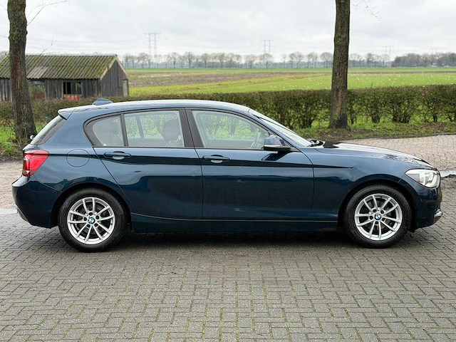 Bmw 1-serie 114i ede executive 1-szk-42 - afbeelding 30 van  33