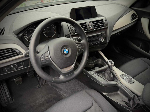 Bmw 1-serie 114i ede executive 1-szk-42 - afbeelding 33 van  33