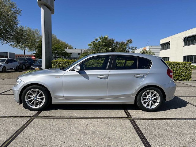 Bmw 1-serie 116i 2009 | 01-nnf-1* - afbeelding 5 van  28