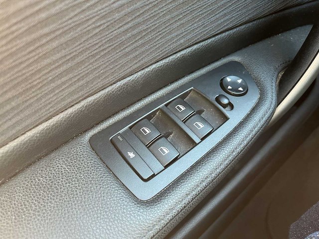 Bmw 1-serie 116i 2009 | 01-nnf-1* - afbeelding 8 van  28