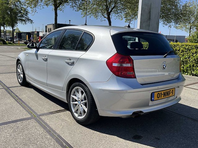 Bmw 1-serie 116i 2009 | 01-nnf-1* - afbeelding 9 van  28