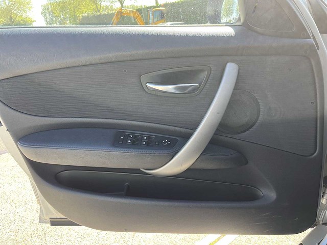 Bmw 1-serie 116i 2009 | 01-nnf-1* - afbeelding 10 van  28