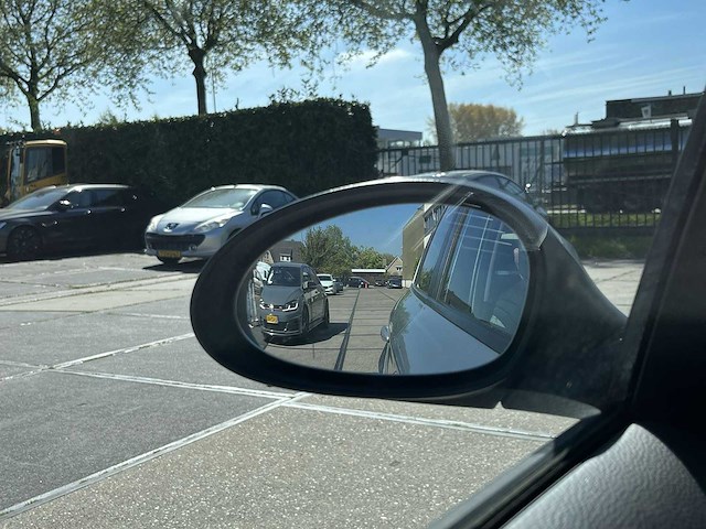 Bmw 1-serie 116i 2009 | 01-nnf-1* - afbeelding 13 van  28