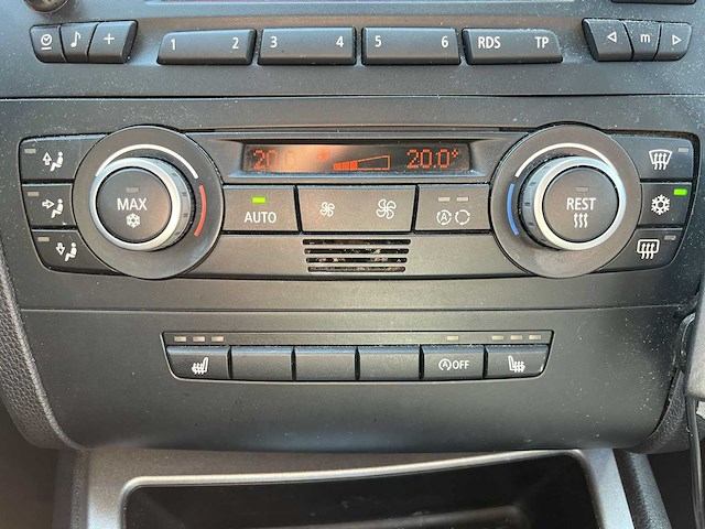Bmw 1-serie 116i 2009 | 01-nnf-1* - afbeelding 27 van  28