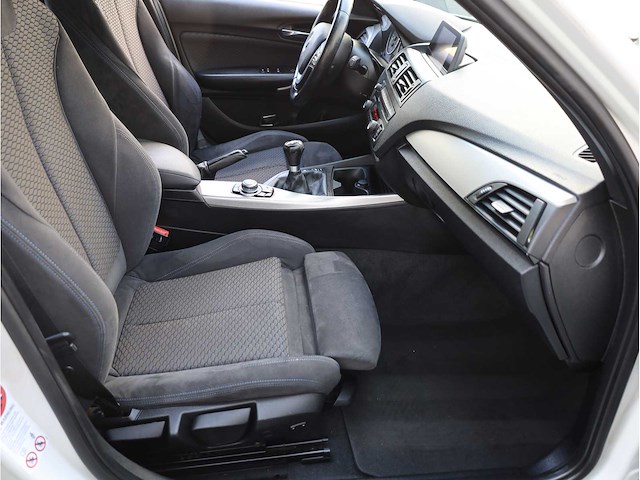 Bmw 1-serie 116i business+ 2012, xb-868-n - afbeelding 17 van  31