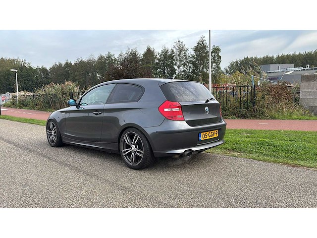 Bmw 1-serie 116i business line | 05-ggv-9 i - afbeelding 4 van  13