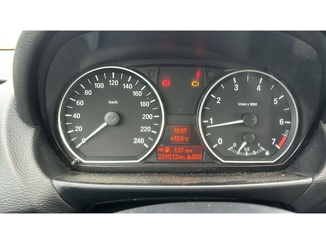 Bmw 1-serie 116i business line | 05-ggv-9 i - afbeelding 10 van  13