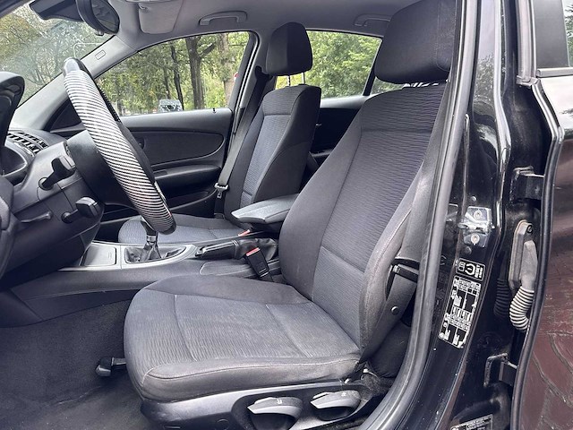 Bmw 1-serie 116i business line 2007 | 30-xv-fv i - afbeelding 2 van  31