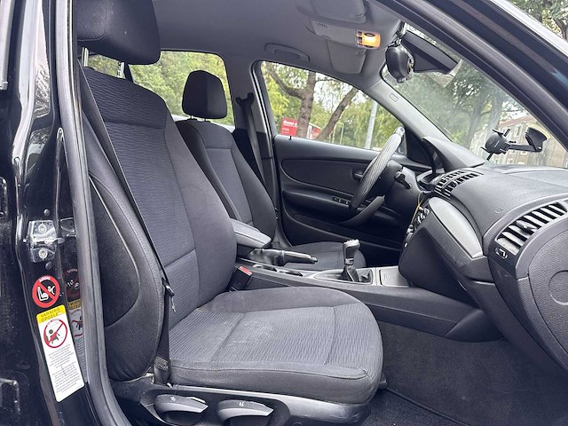 Bmw 1-serie 116i business line 2007 | 30-xv-fv i - afbeelding 19 van  31