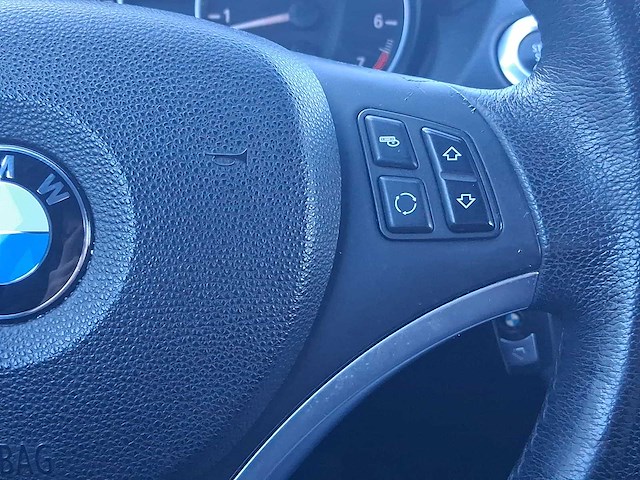 Bmw 1-serie 116i business line 2009 | 00-jkv-3 - afbeelding 23 van  29