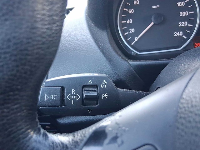 Bmw 1-serie 116i business line 2009 | 00-jkv-3 - afbeelding 7 van  28