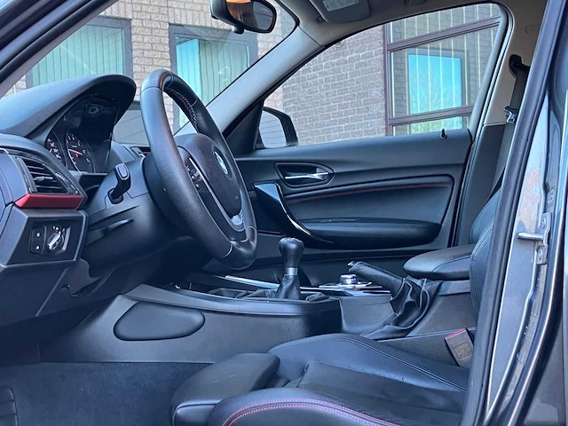 Bmw 1-serie 116i upgrade edition m-pakket, 67-zfh-3 - afbeelding 11 van  15
