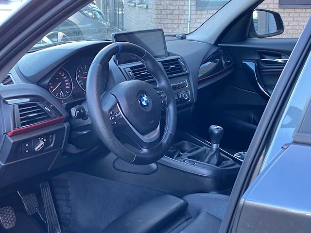 Bmw 1-serie 116i upgrade edition m-pakket, 67-zfh-3 - afbeelding 12 van  15