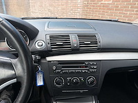 Bmw 1-serie 118d business line | 16-kpp-6 i - afbeelding 6 van  24