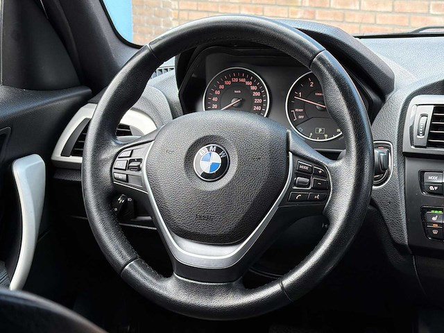 Bmw 1-serie 118d high executive | 9-sgl-29 i - afbeelding 31 van  36