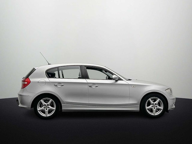 Bmw 1-serie 118i 2008 | 50-lhr-9 - afbeelding 10 van  32