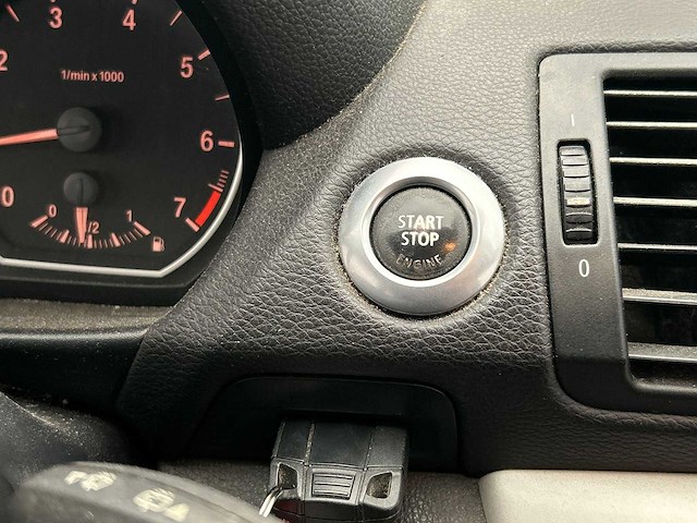 Bmw 1-serie 118i 2008 | 50-lhr-9 - afbeelding 24 van  32