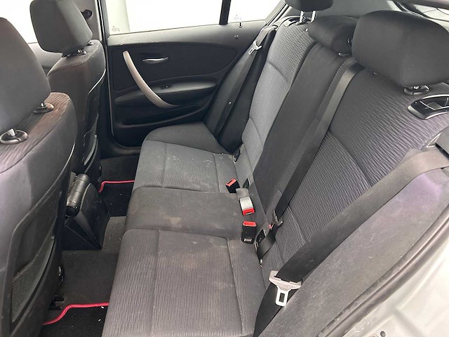 Bmw 1-serie 118i 2008 | 50-lhr-9 - afbeelding 28 van  32