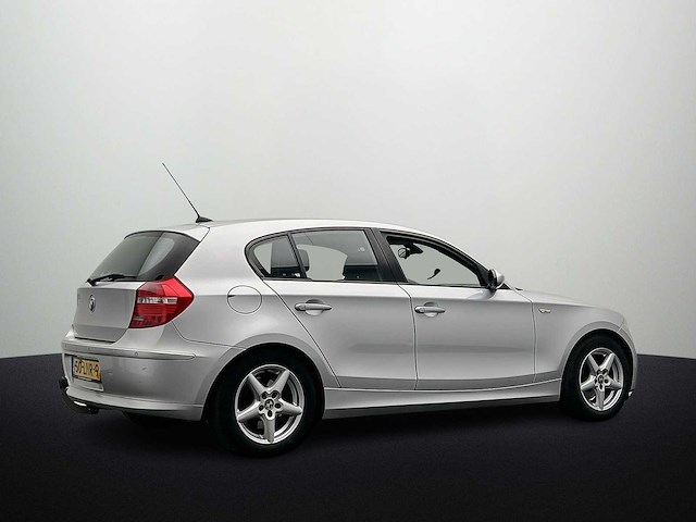 Bmw 1-serie 118i 2008 | 50-lhr-9 - afbeelding 9 van  32