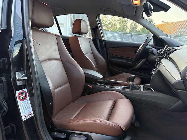 Bmw 1-serie 118i | 49-rbg-7 i - afbeelding 7 van  14