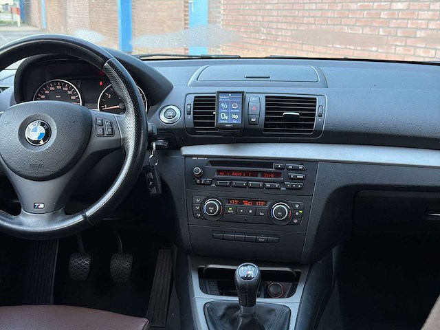 Bmw 1-serie 118i | 49-rbg-7 i - afbeelding 13 van  14