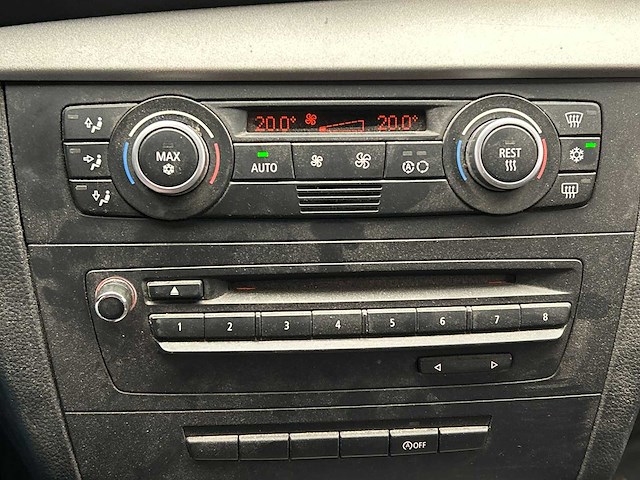 Bmw 1-serie 118i business line 2009 | 80-jns-7 - afbeelding 25 van  46
