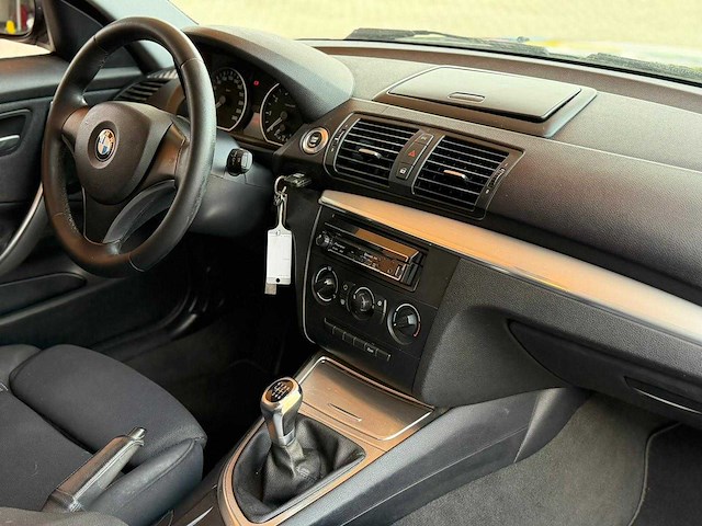 Bmw 1-serie 118i business line 93-xp-ns - afbeelding 5 van  19